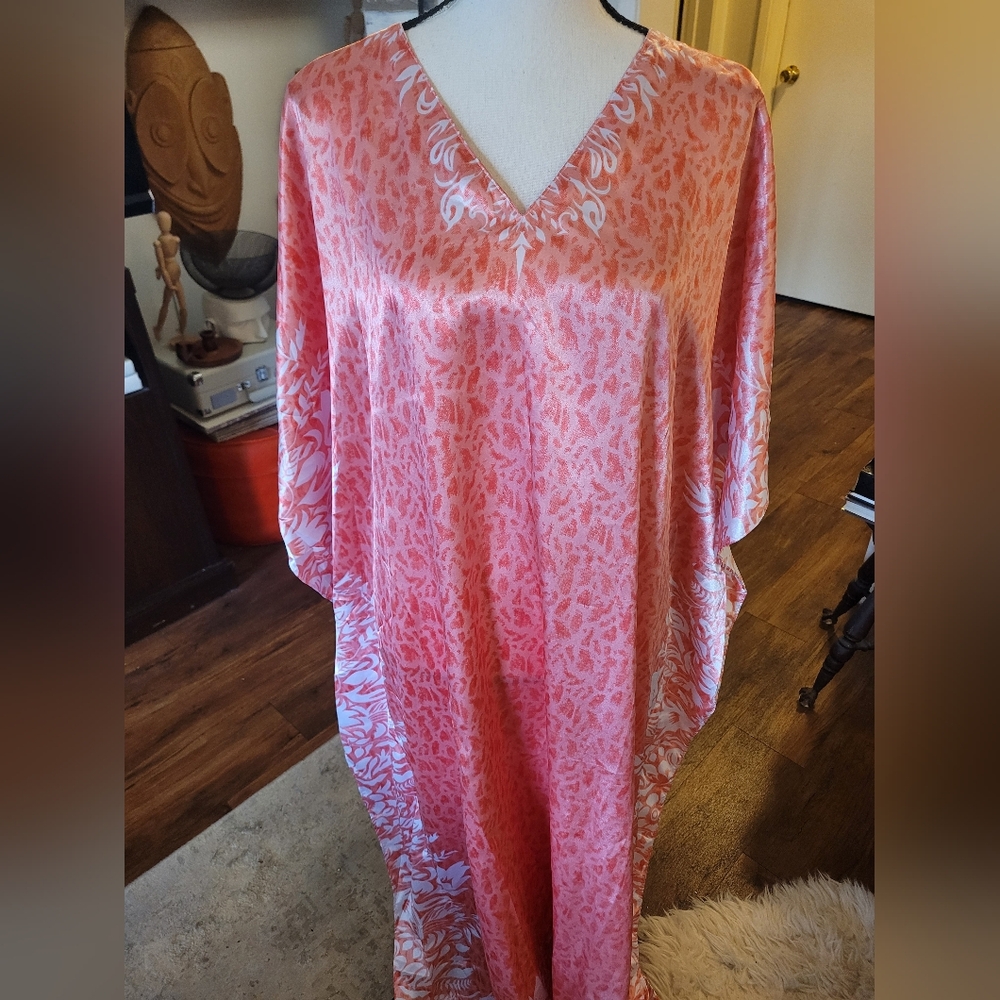 Midnight Velvet Pink and White Cover-Up